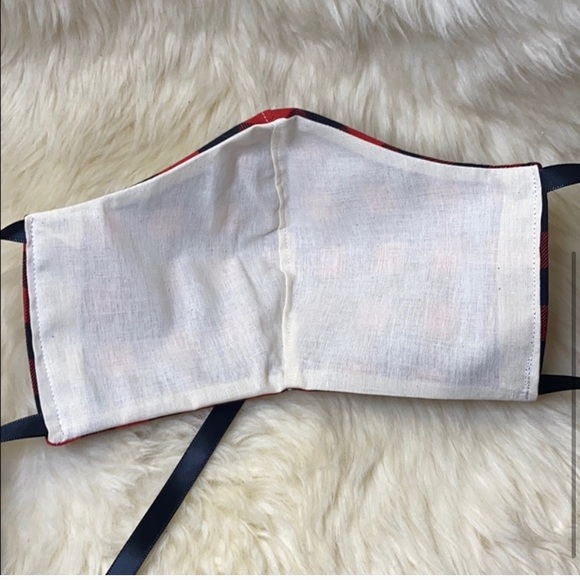 ❤️Mens Red Flannel Print Face Mask❤️ - Picture 4 of 5